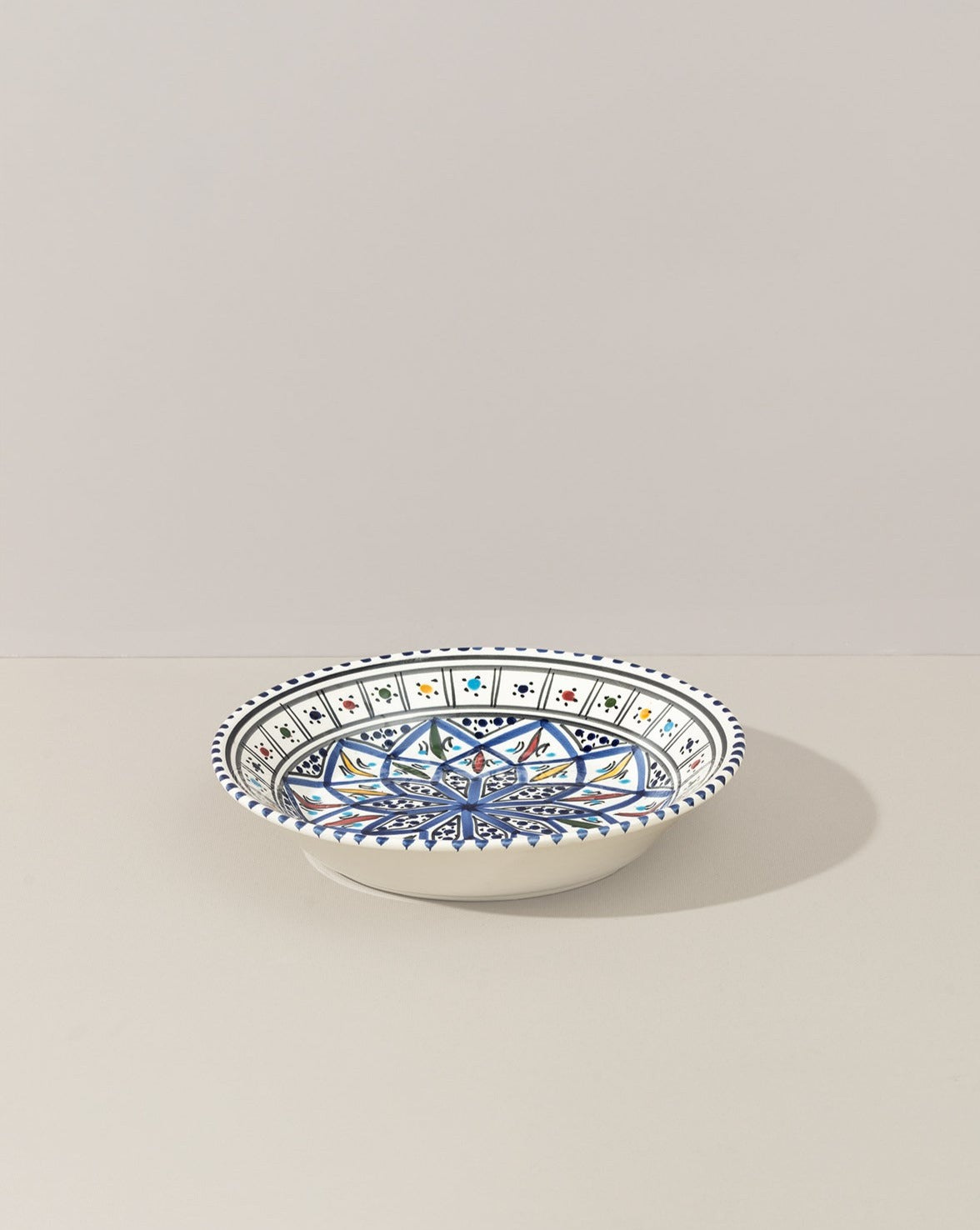 Assiette décorative en céramique peinte à la main | Collection Terrata 9"