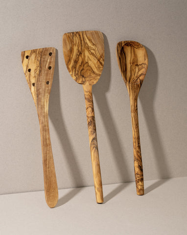 Spatule pancake en bois d'olivier natuel